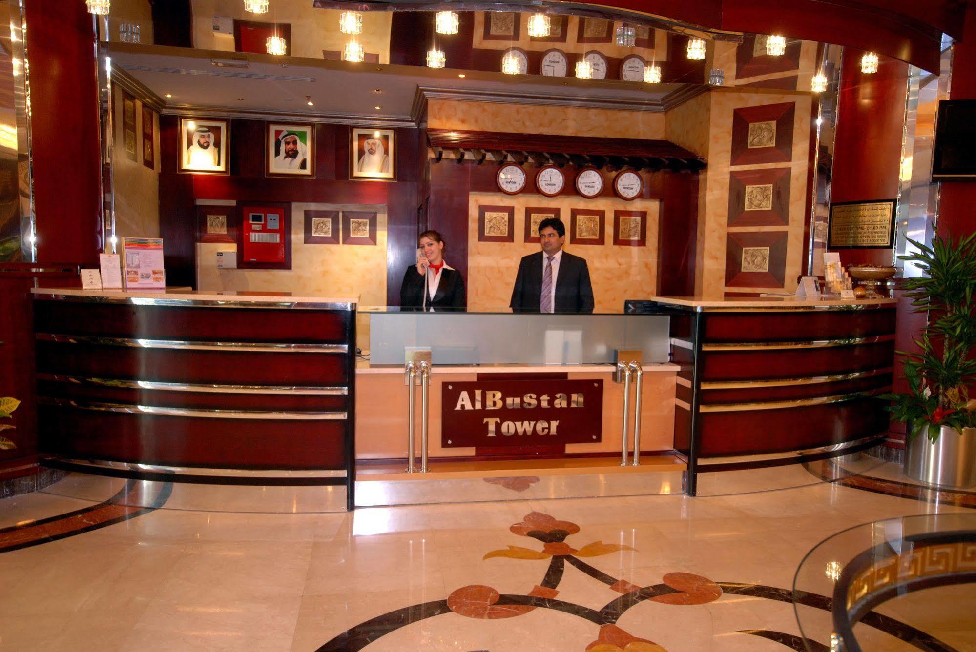 שארג'ה Al Bustan Tower Hotel Suites מראה חיצוני תמונה